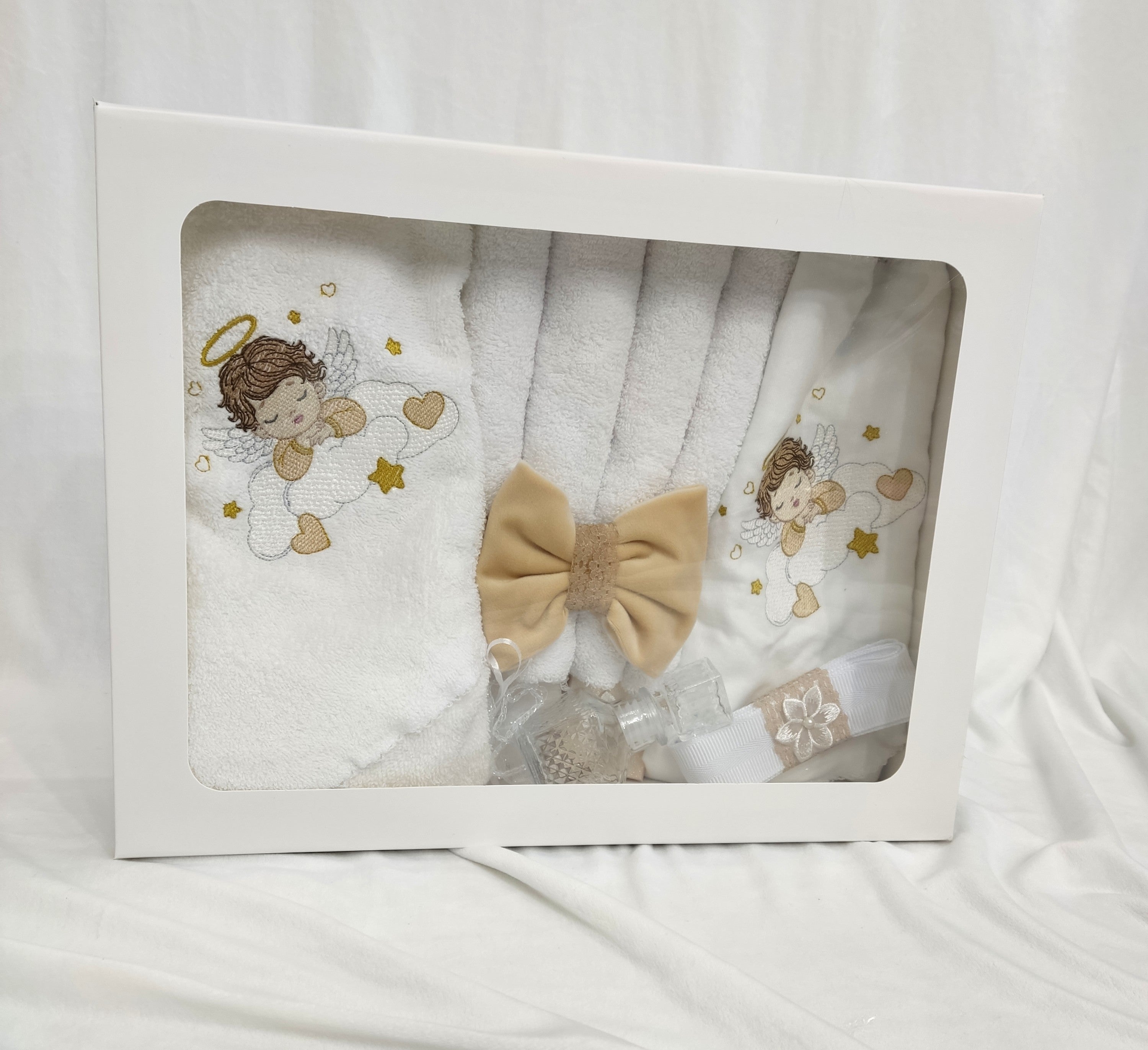 Trusou de baza personalizat 7 piese - ingeras baiat