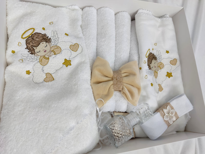 Trusou de baza personalizat 7 piese - ingeras baiat