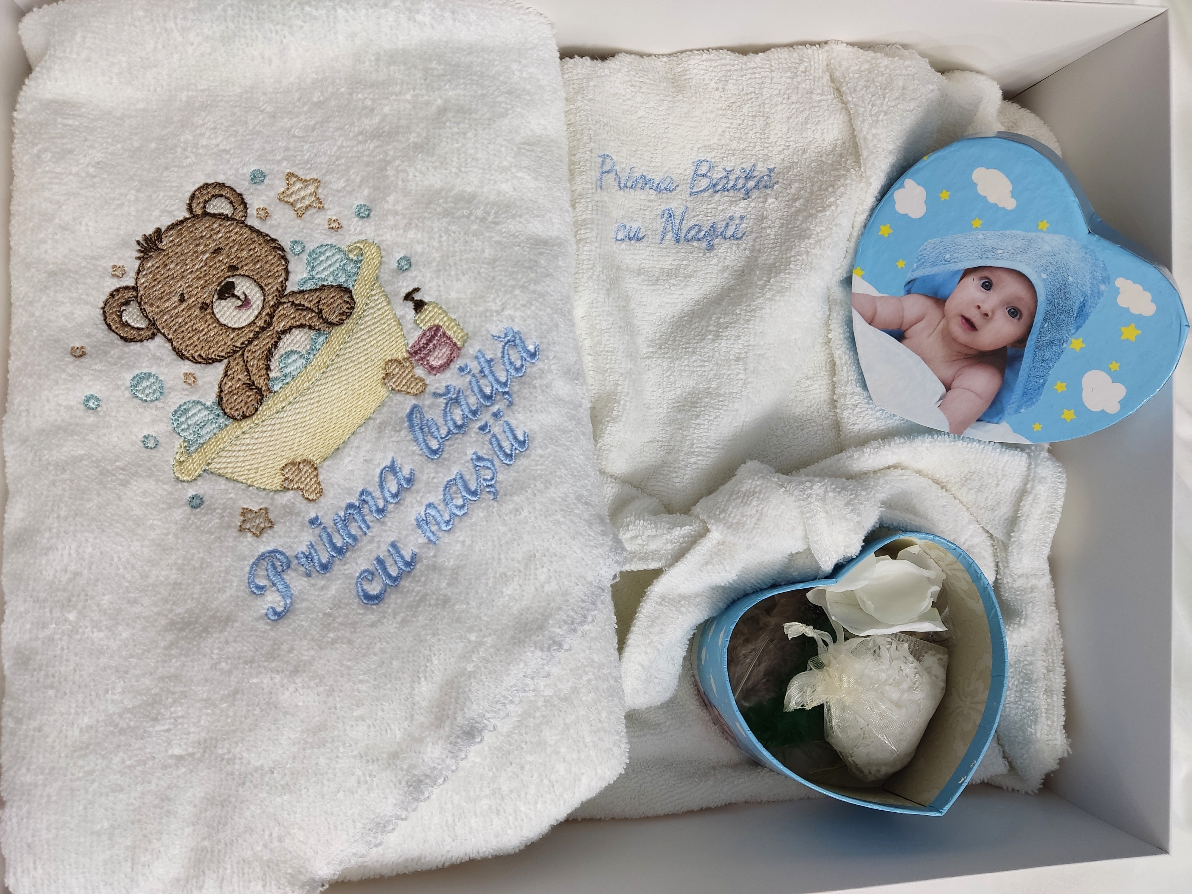 Set prima baita cu nasii baiat - prosop si halat