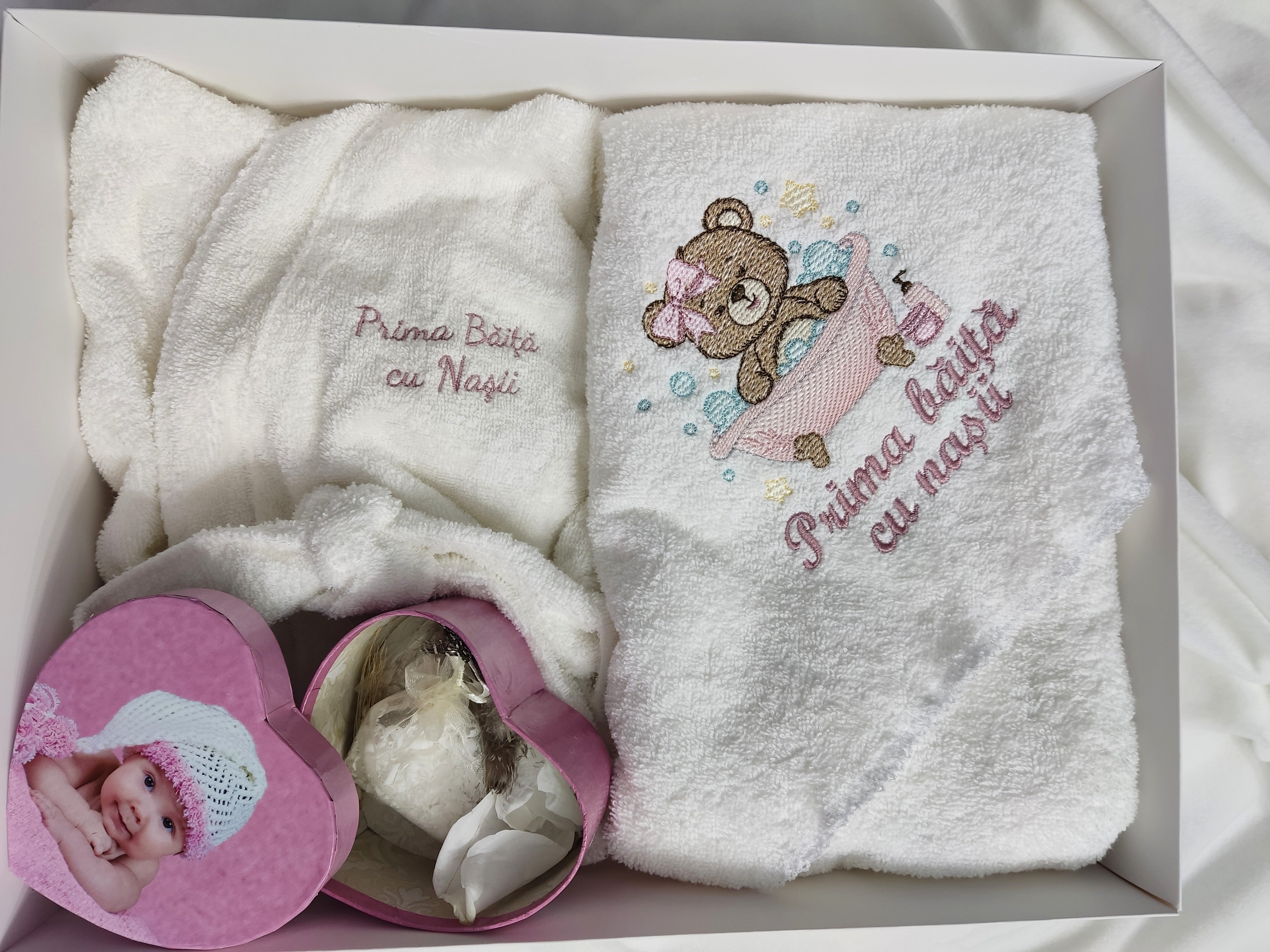 Set prima baita cu nasii fetita- prosop si halat