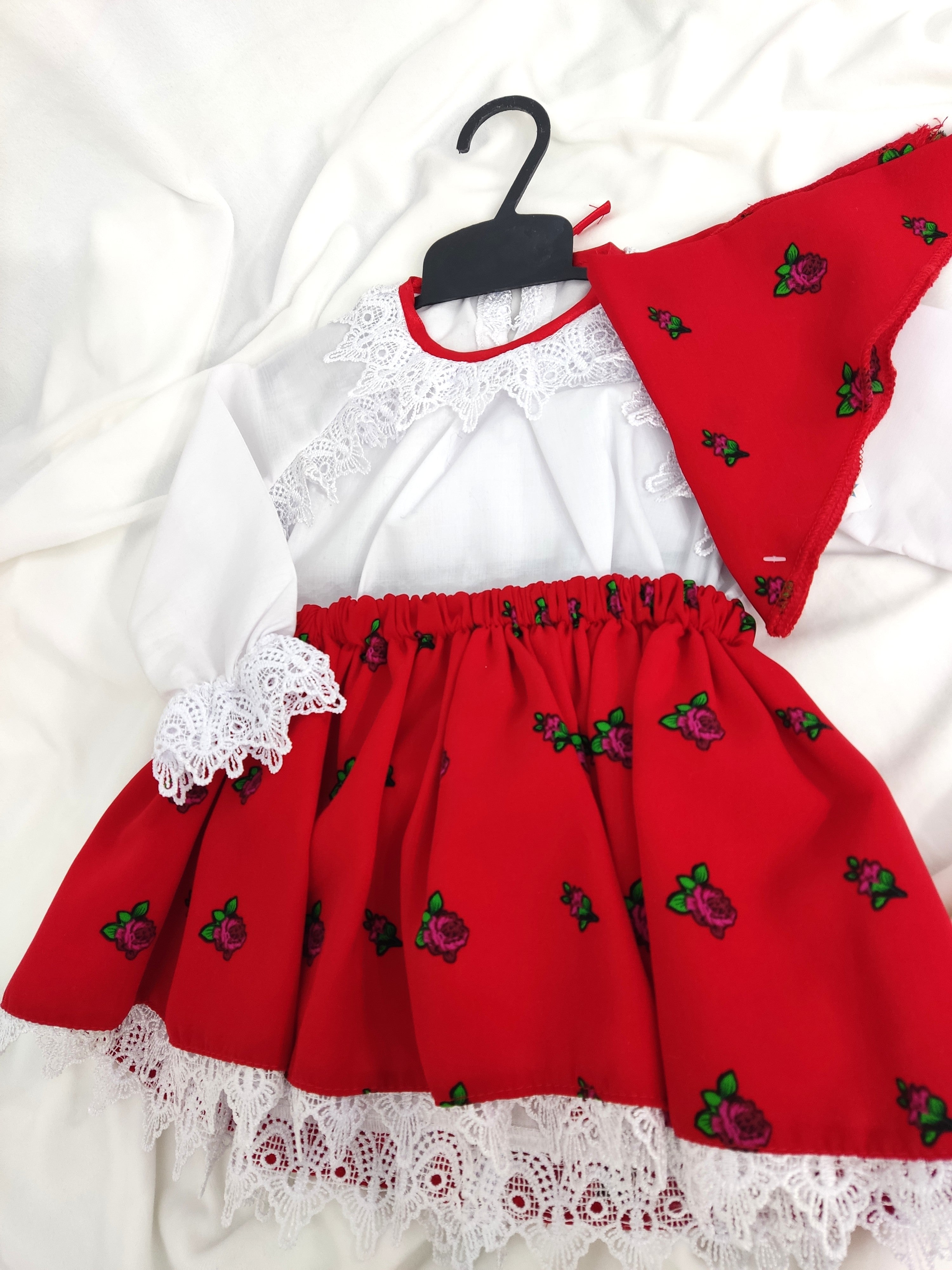 Complet traditional - fetite
