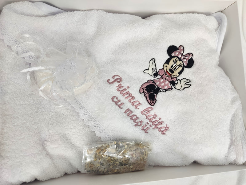 Prima baita cu nasii - prosop minnie