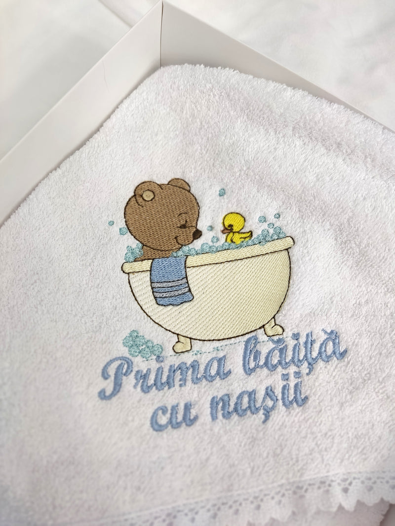 Prima baita cu nasii - prosop ursul cu ratusca baiat