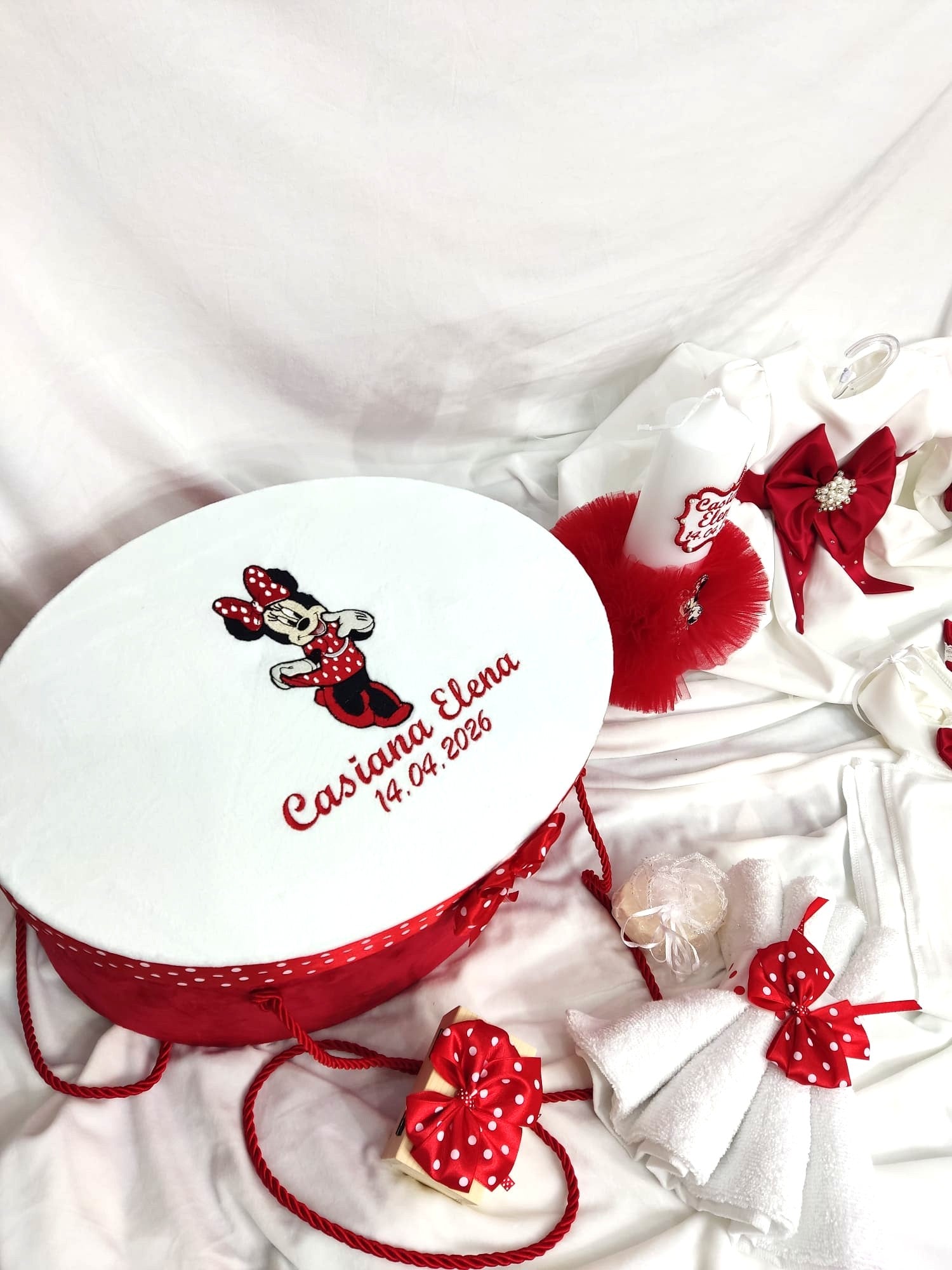 Trusou personalizat botez - Minnie rosu