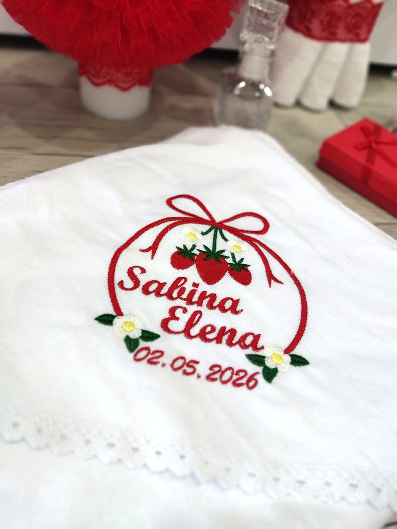 Trusou botez fetita - capsunica