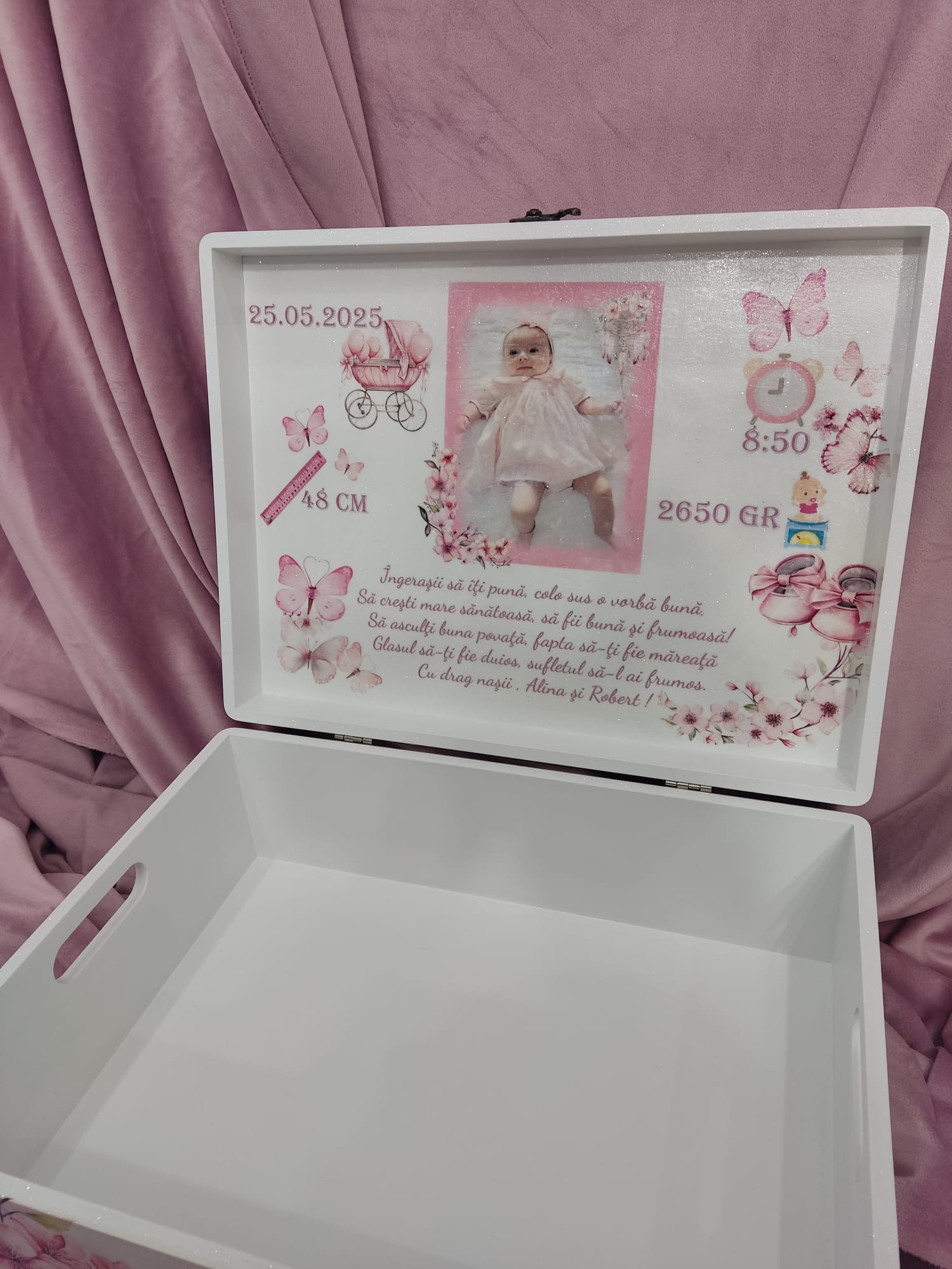 CUFAR LEMN (CUTIE AMINTIRI), TEMATICA FLUTURI SI FLORI