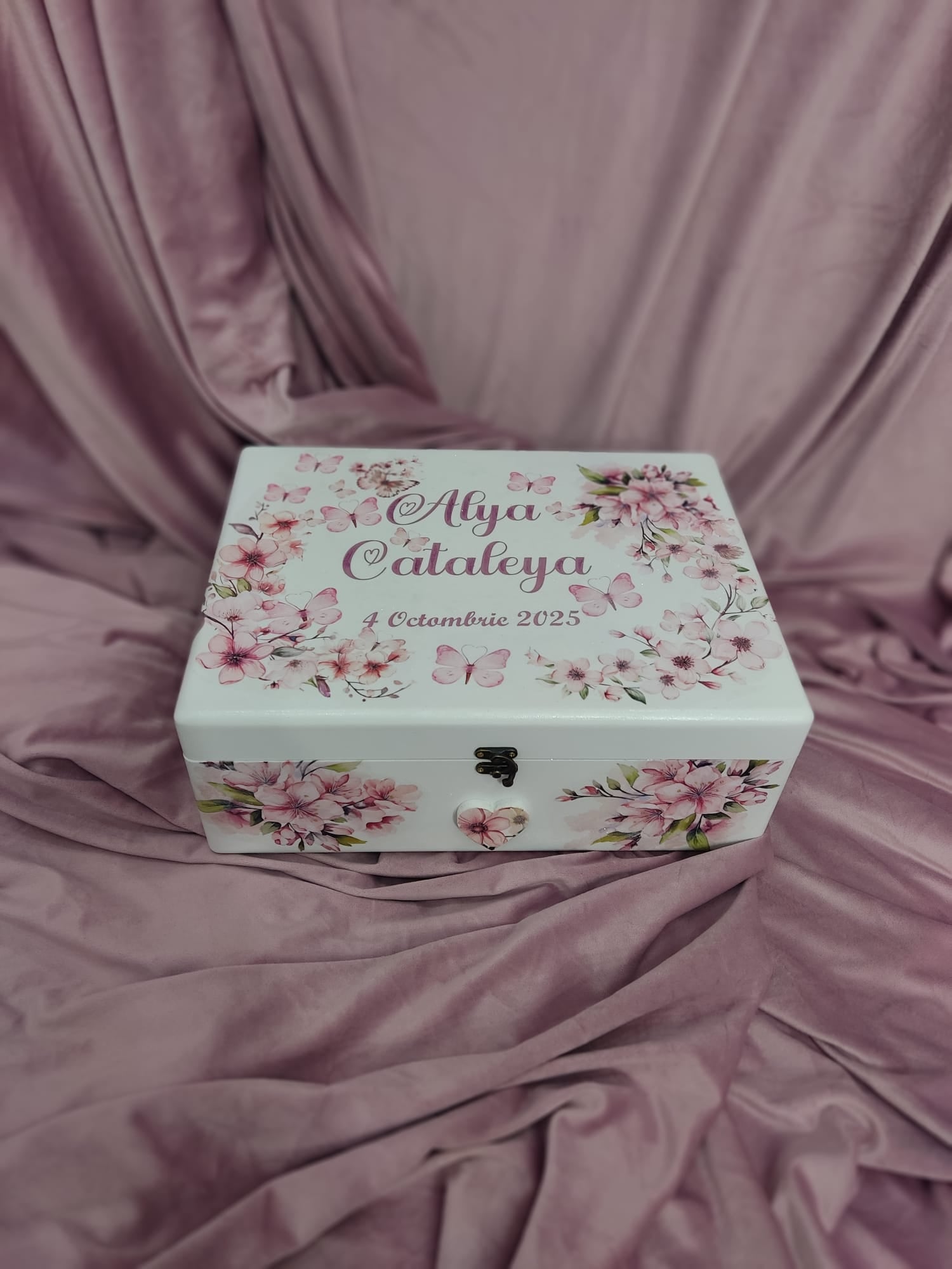 CUFAR LEMN (CUTIE AMINTIRI), TEMATICA FLUTURI SI FLORI