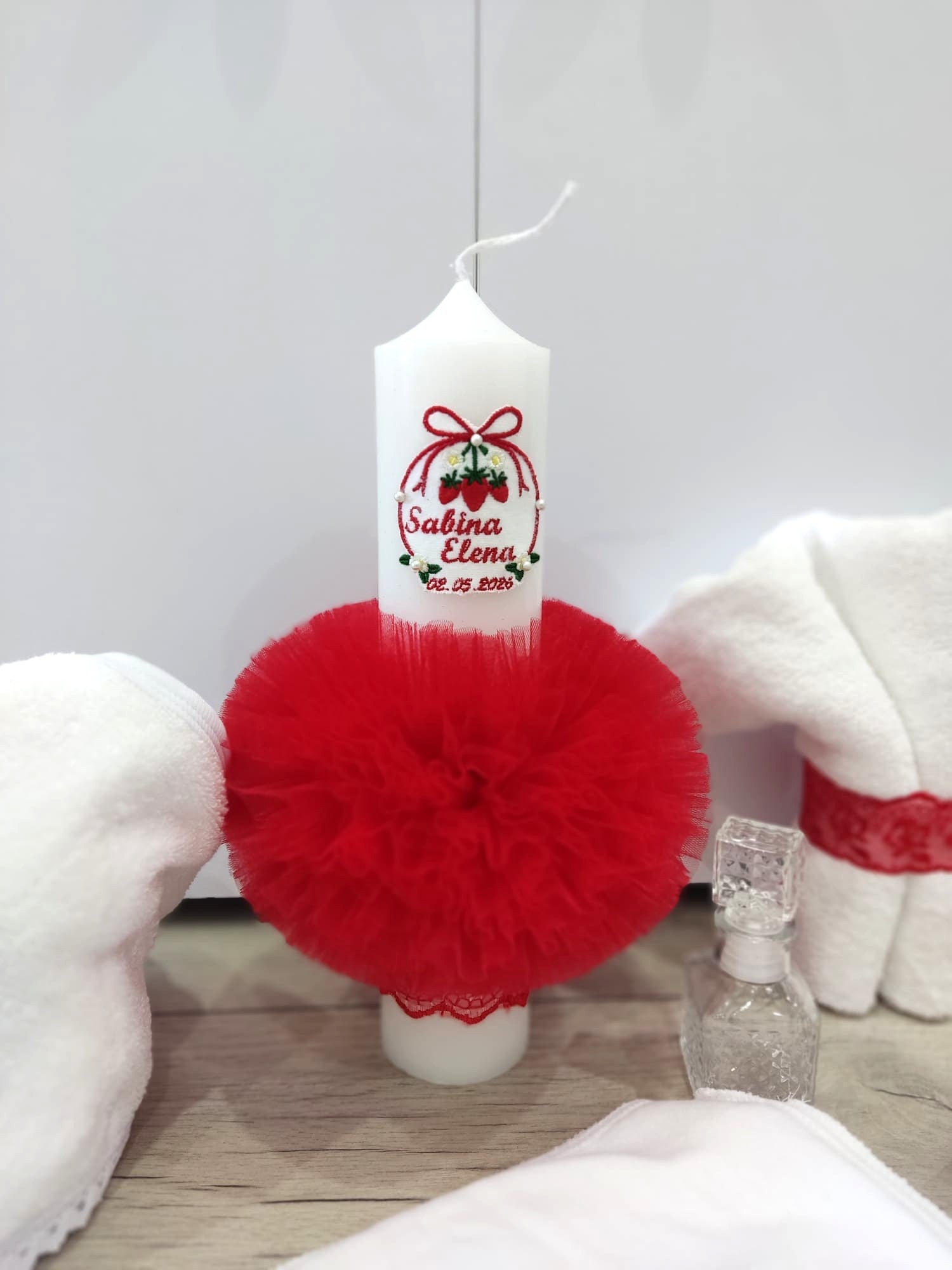 Trusou botez fetita - capsunica