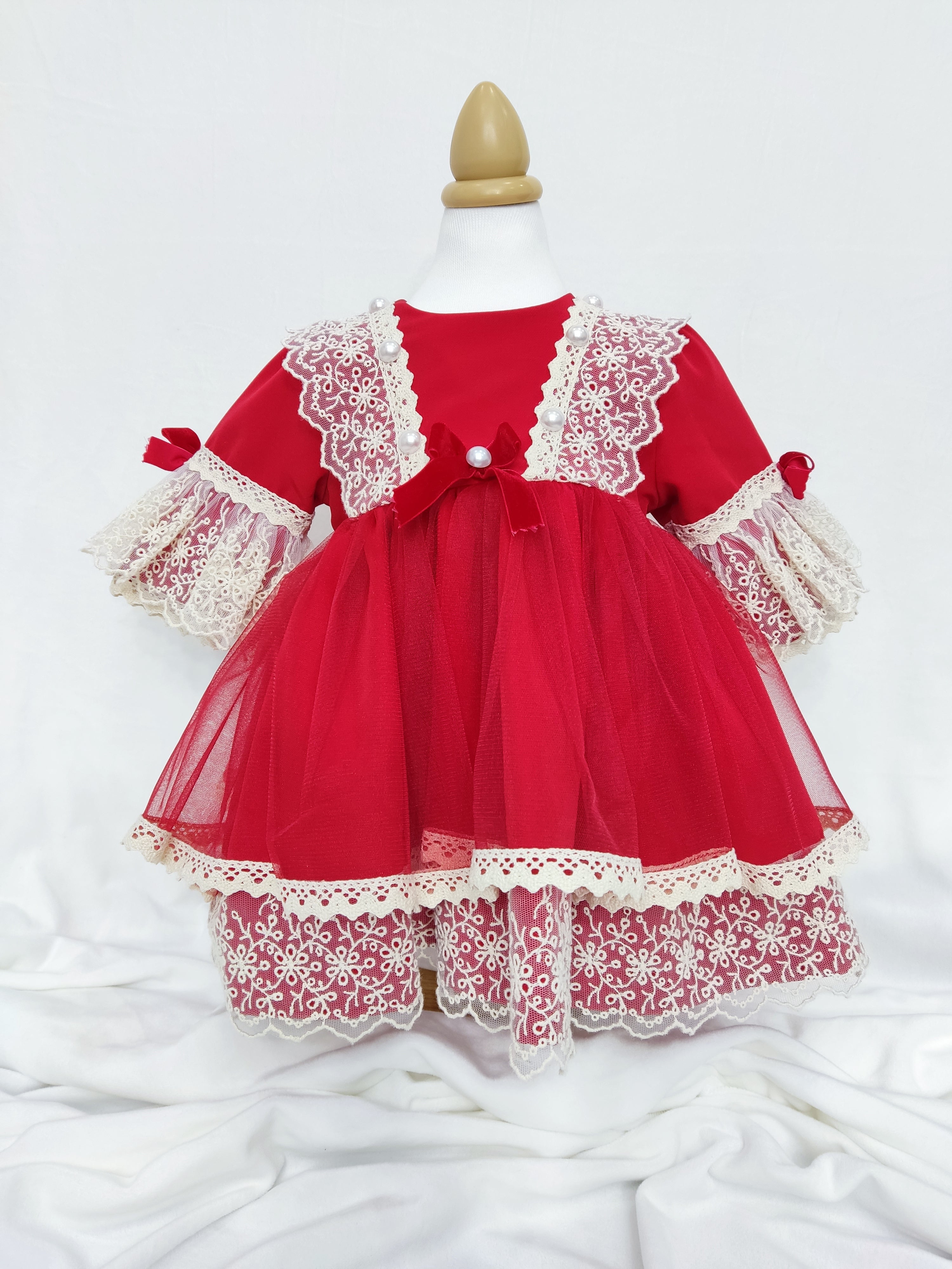 Rochita de botez Dylara rosie