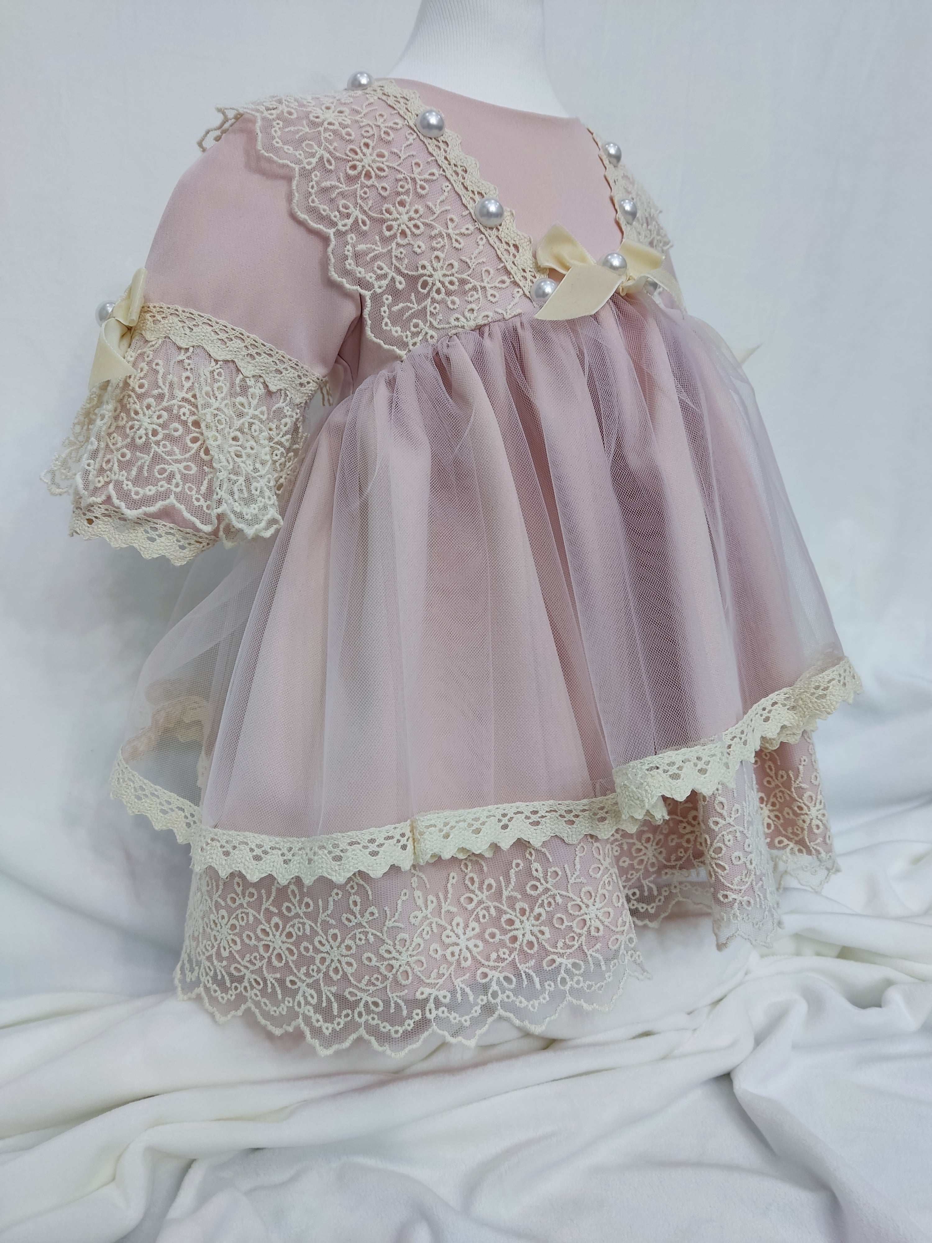 Rochita de botez Dylara roz