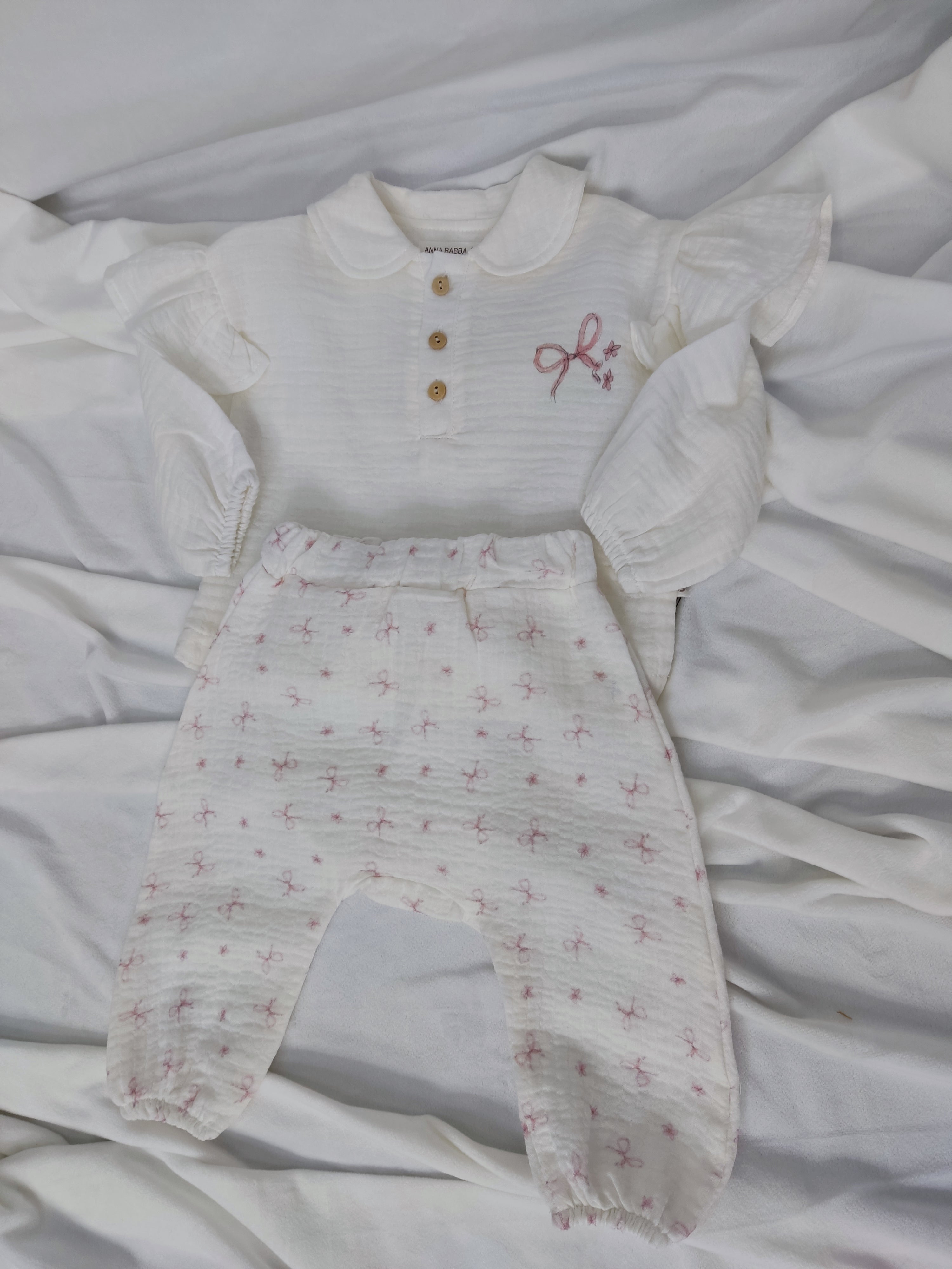 Compleu muselina  pentru fetite - alb