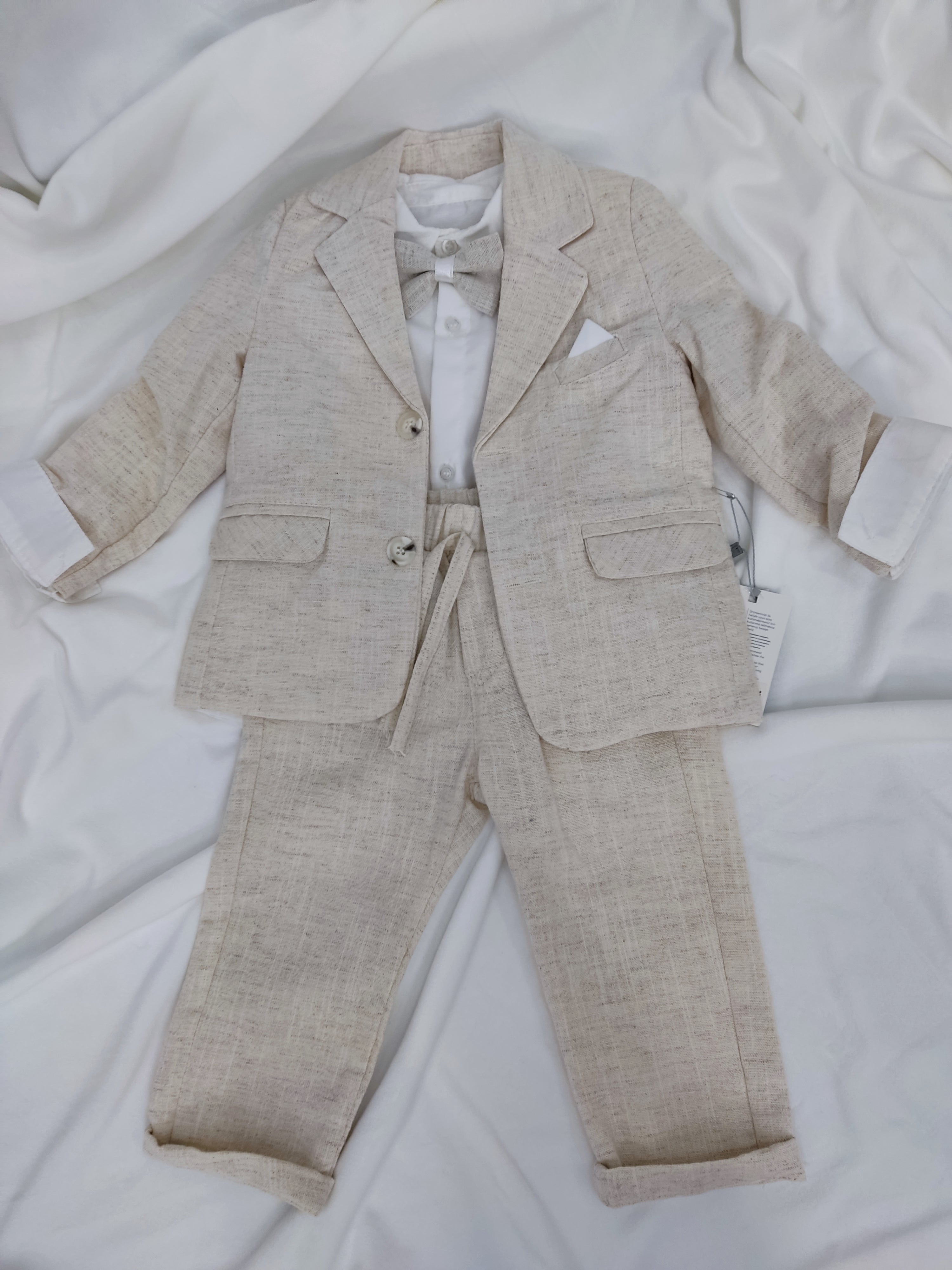 Costum Luca crem