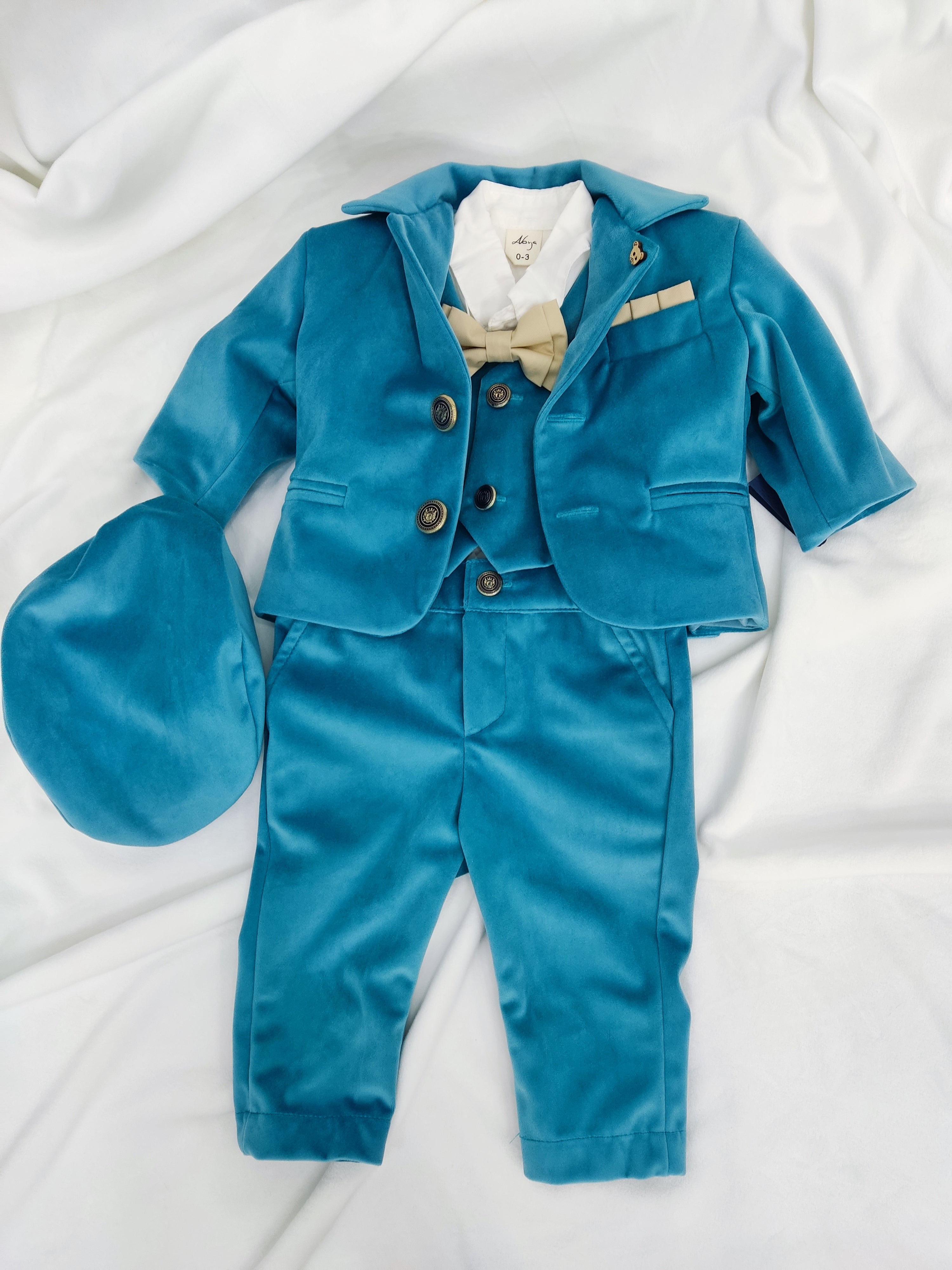 Costum catifea turcoaz