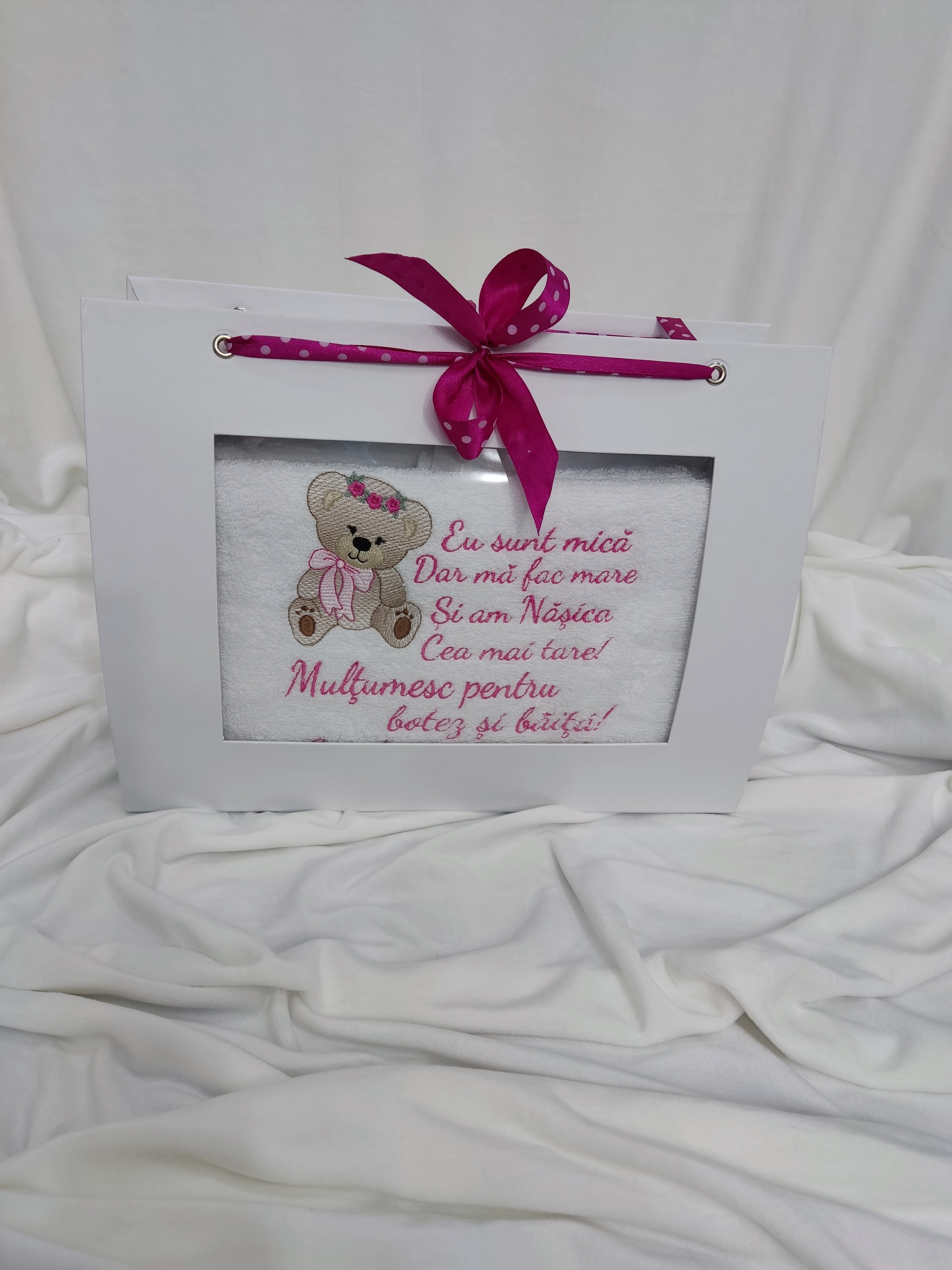 Cadou pentru nasii de botez fetita - set doua prosoape baie