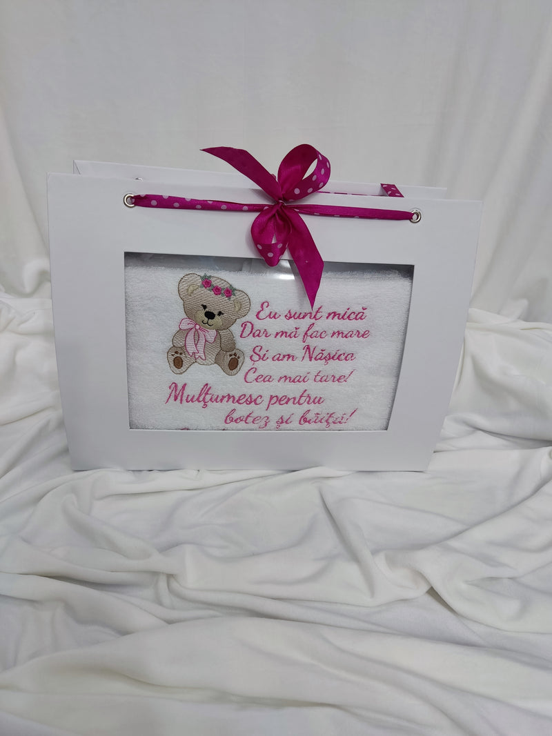 Cadou pentru nasii de botez fetita - set doua prosoape baie
