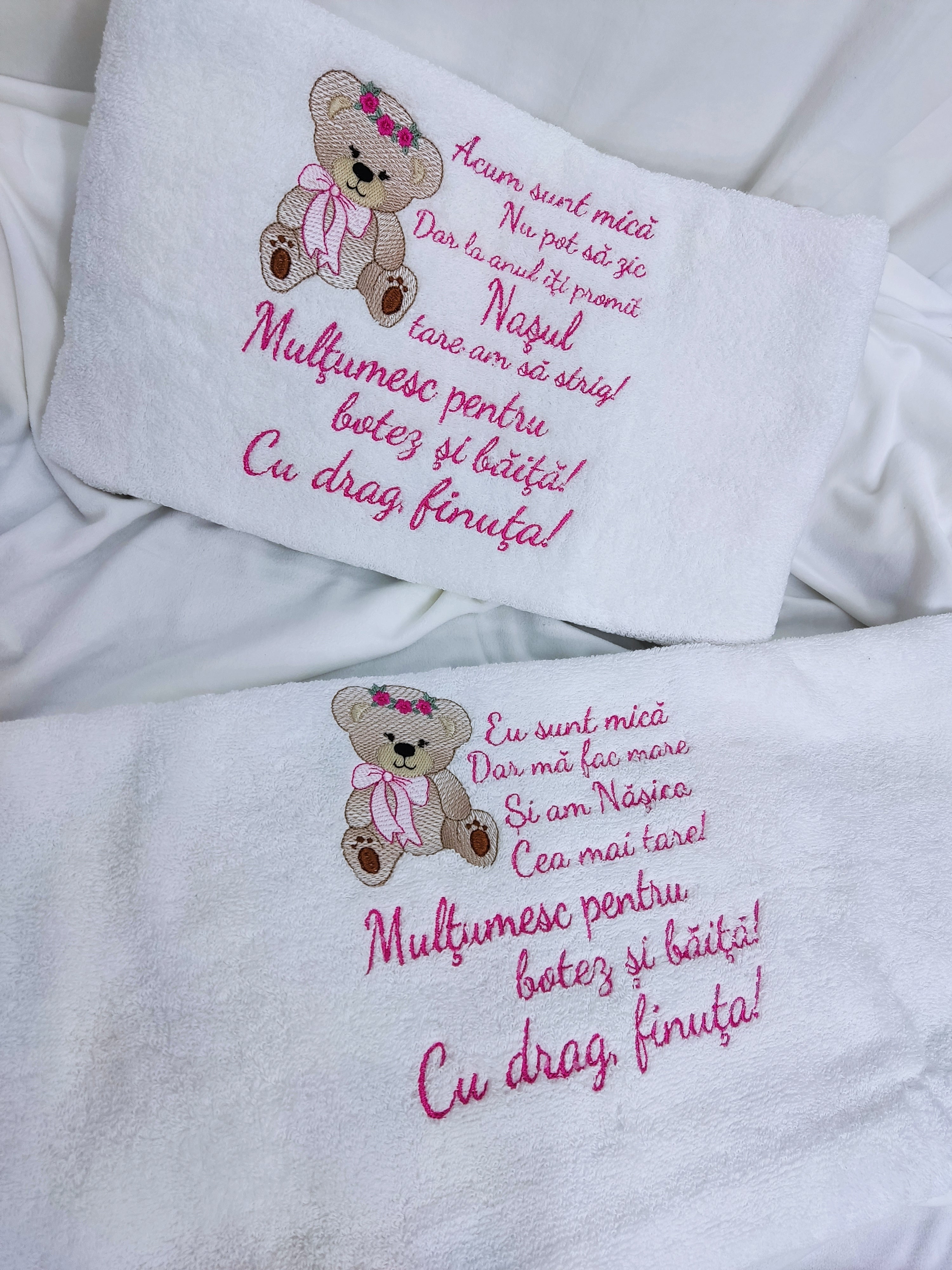 Cadou pentru nasii de botez fetita - set doua prosoape baie