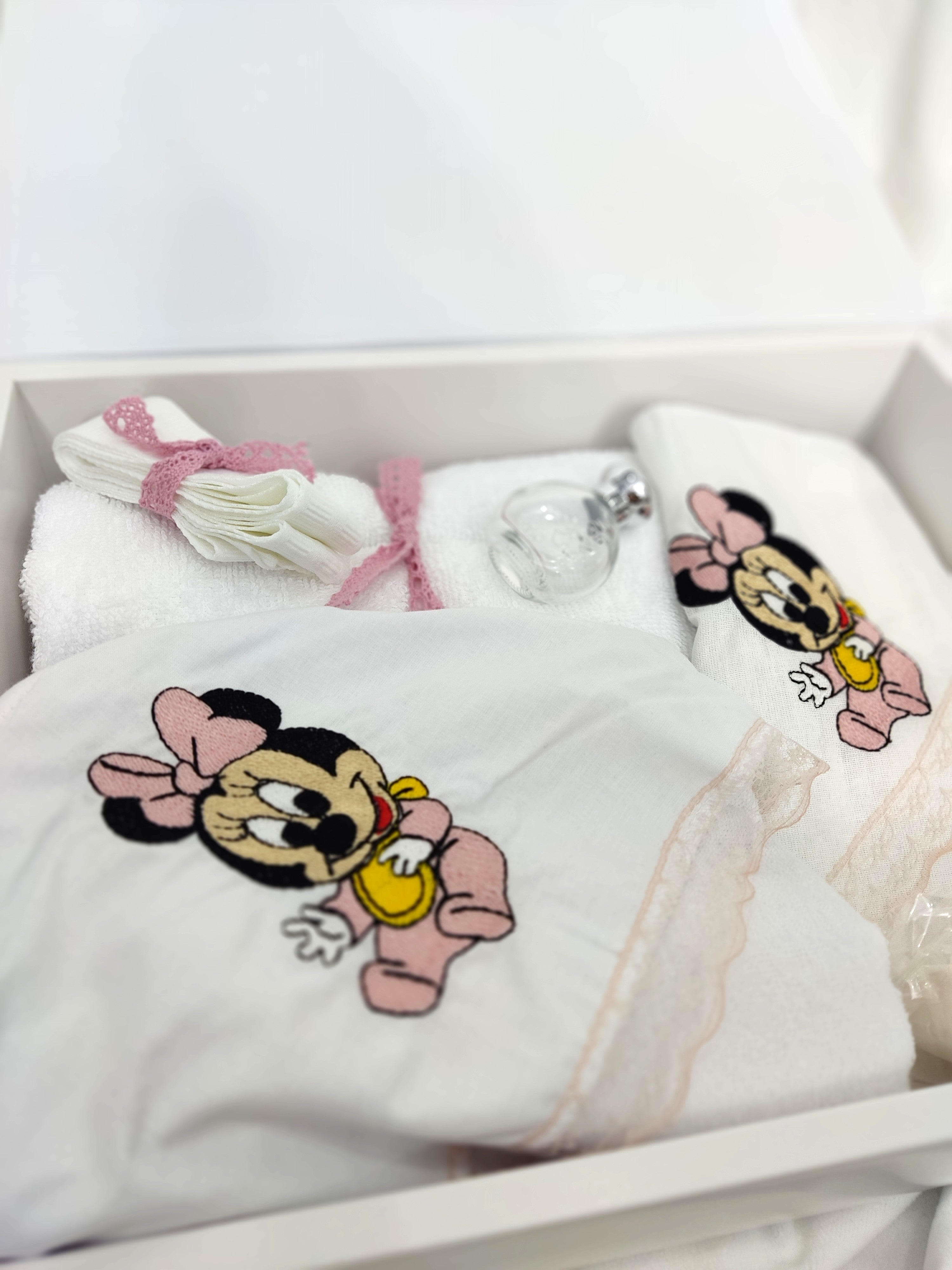 Trusou de baza - minnie