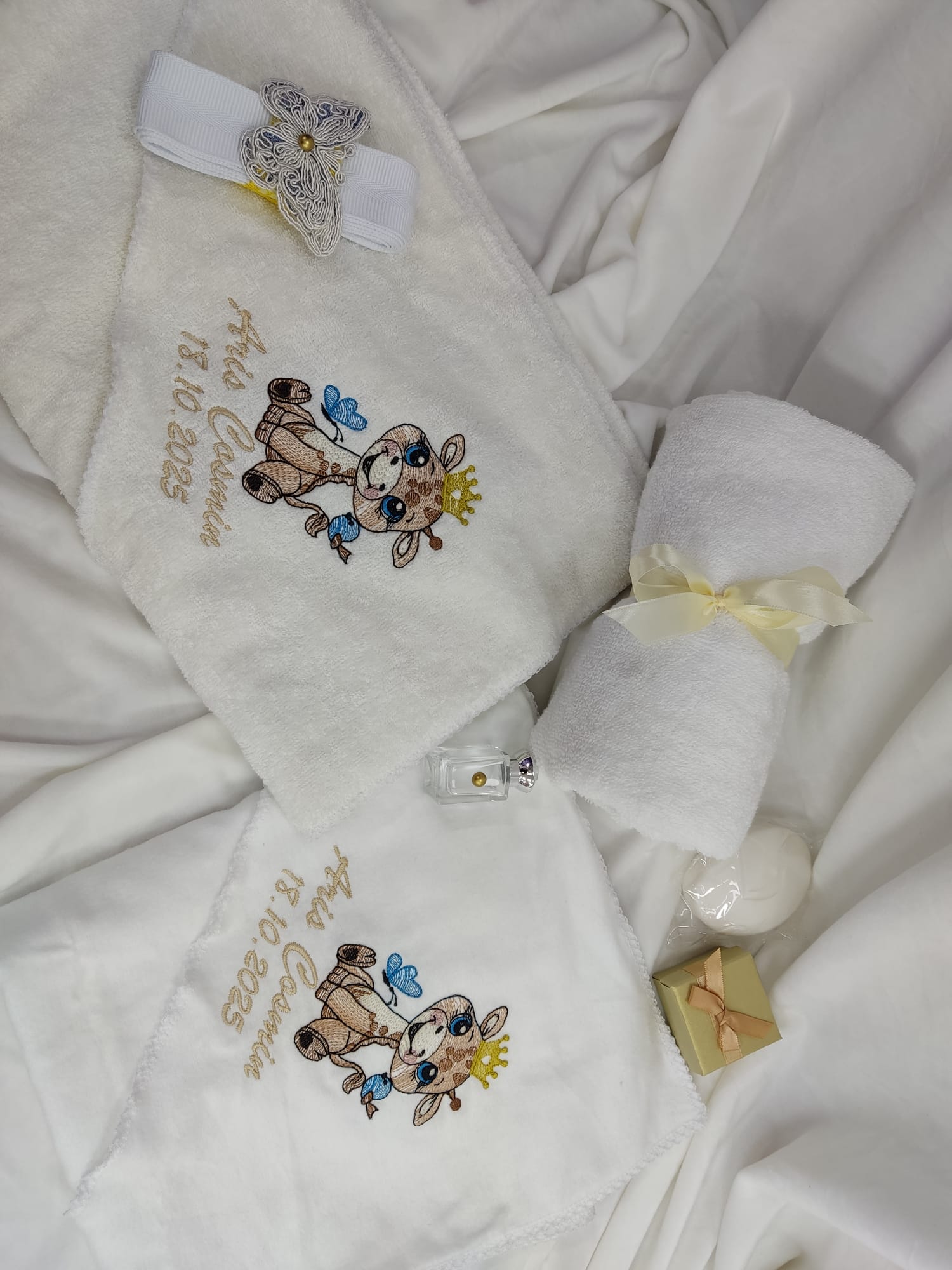 Trusou de baza personalizat 7 piese - tematica girafa