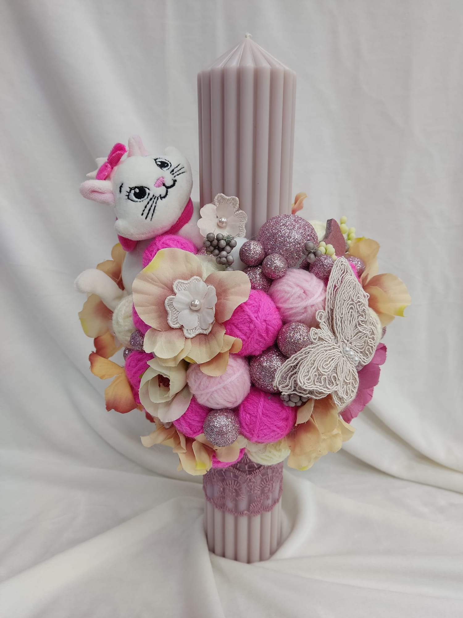 Lumanare personalizata fetita - tematica pisica cu gheme