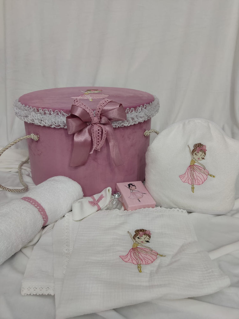 Trusou botez - balerina brodata