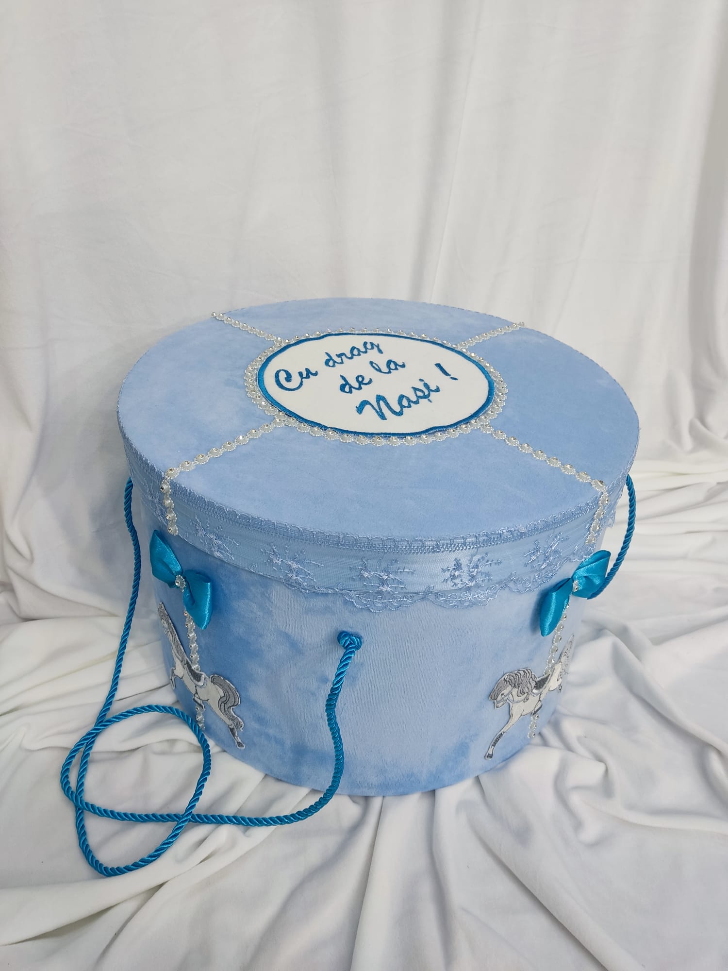 Trusou botez baiat - tematica carusel