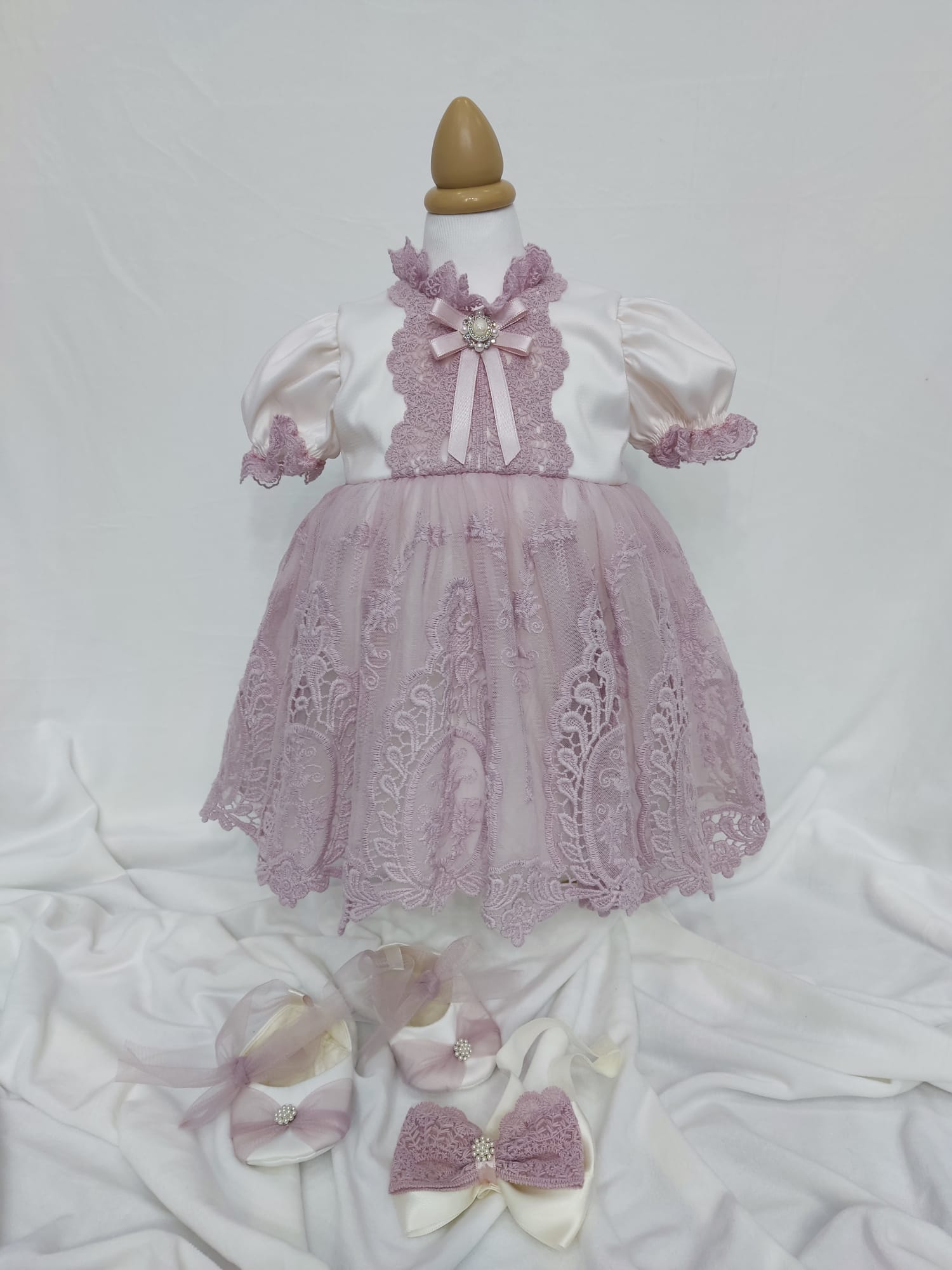 Rochiță de botez Manolia