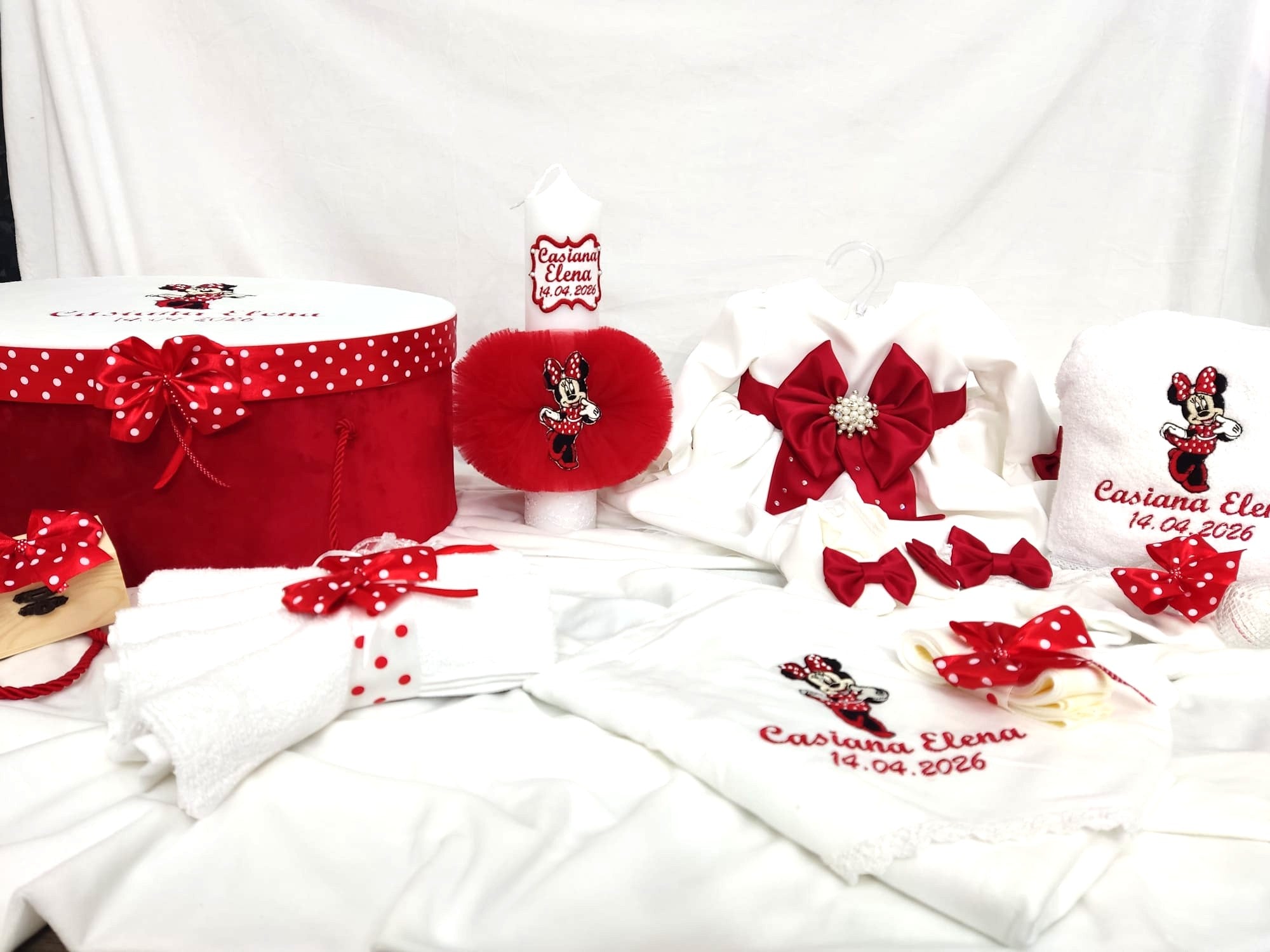 Trusou personalizat botez - Minnie rosu
